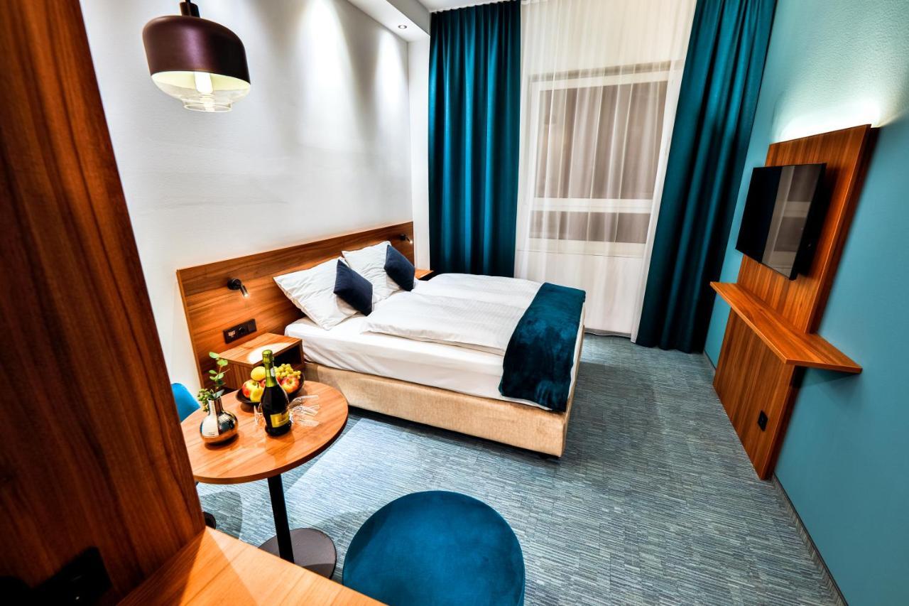 Hotel Zeit 3*
